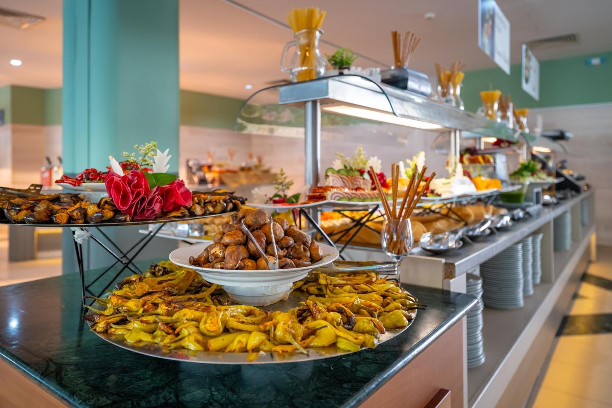 Mpm Hotel Kalina Garden Pantai Sunny Luaran gambar